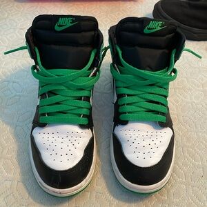 Kids Air Jordan Retro High OG Lucky Green